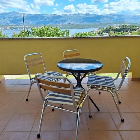 Mikecin Appartement Novigrad (Dalmatia)