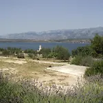 Mikecin * Novigrad (Dalmatia)