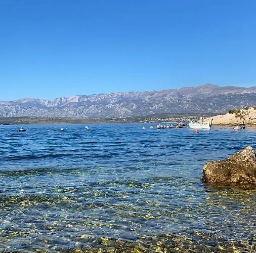 Mikecin * Novigrad (Dalmatia)