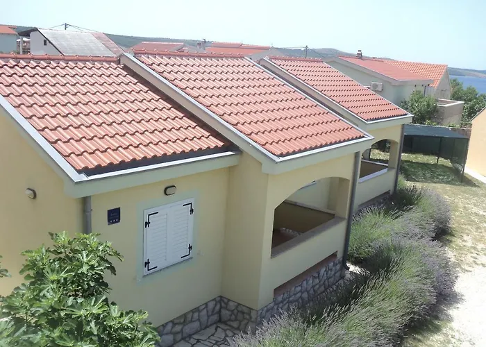 Mikecin Daire Novigrad (Dalmatia)